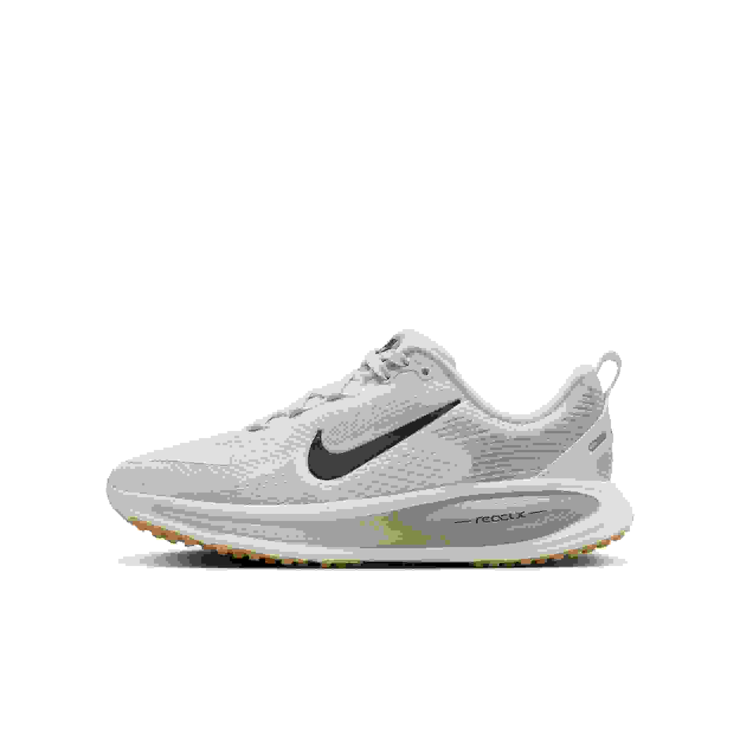 Nike Vomero 18 Grade School Boys' "Spruce Aura/Jade Horizon/Light Silver/Black Spruce" Running Shoe
